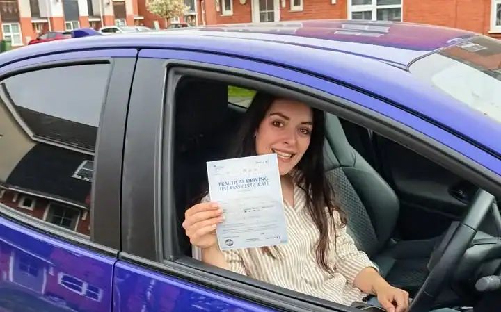 Sophie, automatic driving instructor in Worcester
